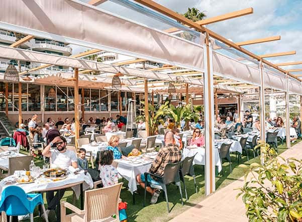 La Caleta Beach Club frente al mar