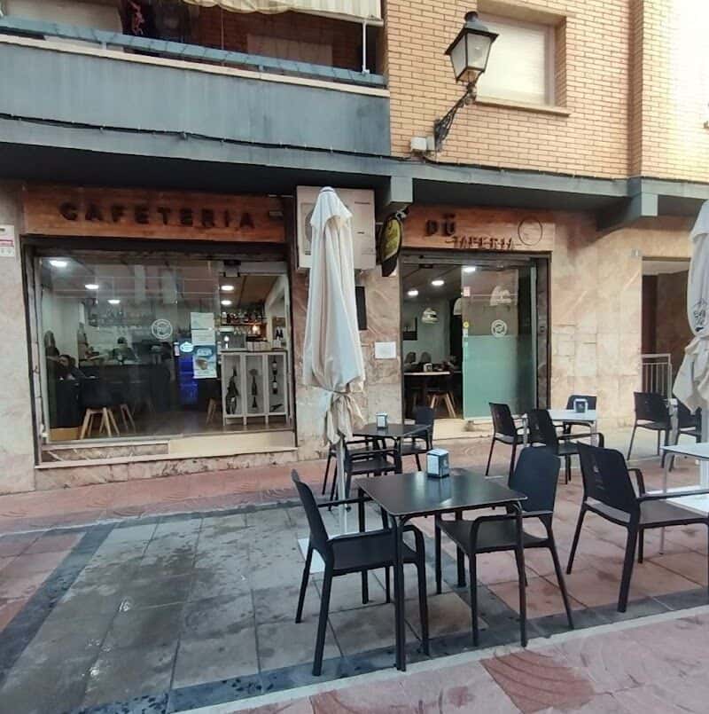 Cafetería Tapería DÜ: cocina española en Viladecans