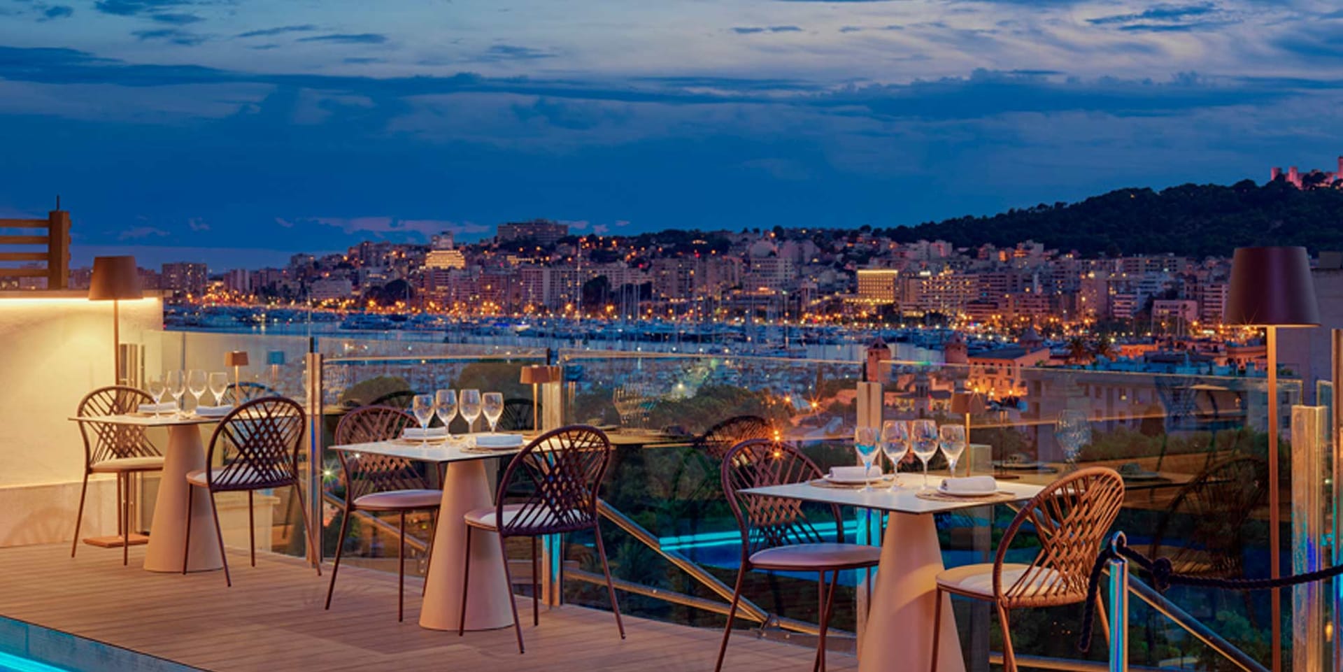 Tardeos con piano y cócteles en los hoteles de Palma