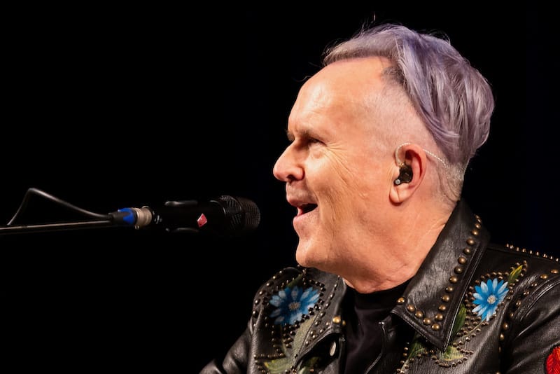 Howard Jones - Things Can Only Get Better