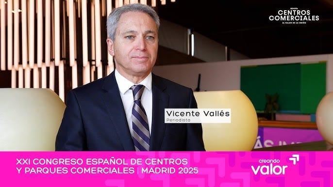 Conferencia 'La actualidad explicada' con Vicente Vallés