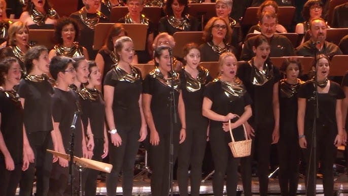 Zambombas y panderetas en sinfónico - Coro Villa de las Rozas 45 Aniversario