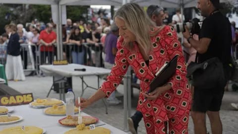 O Castrillón cierra sus fiestas con verbena y tortilla