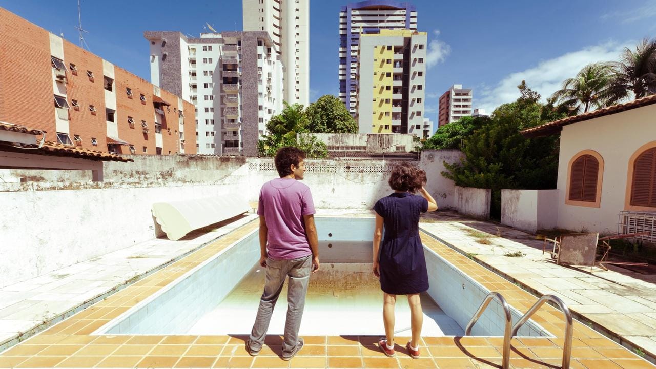 Proyección de 'O Som ao Redor' de Kleber Mendonça Filho