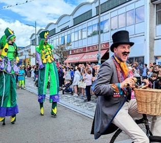 Guide to the West End Carnival in Plymouth