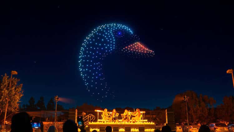 300 drones iluminan Móstoles: fecha y qué esperar