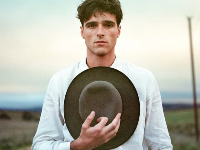 La ruta de Jacob Elordi por los pueblos de Bizkaia