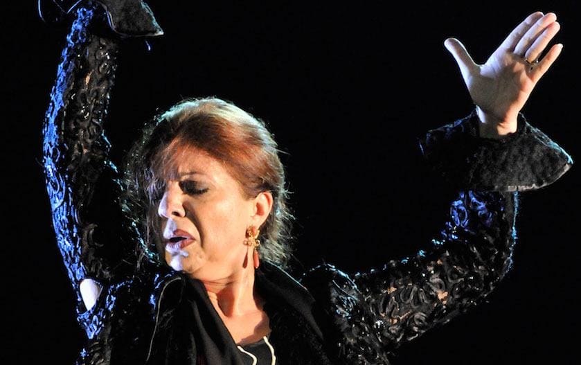 Hazme con los ojos señas - Aurora Vargas y Juana Amaya