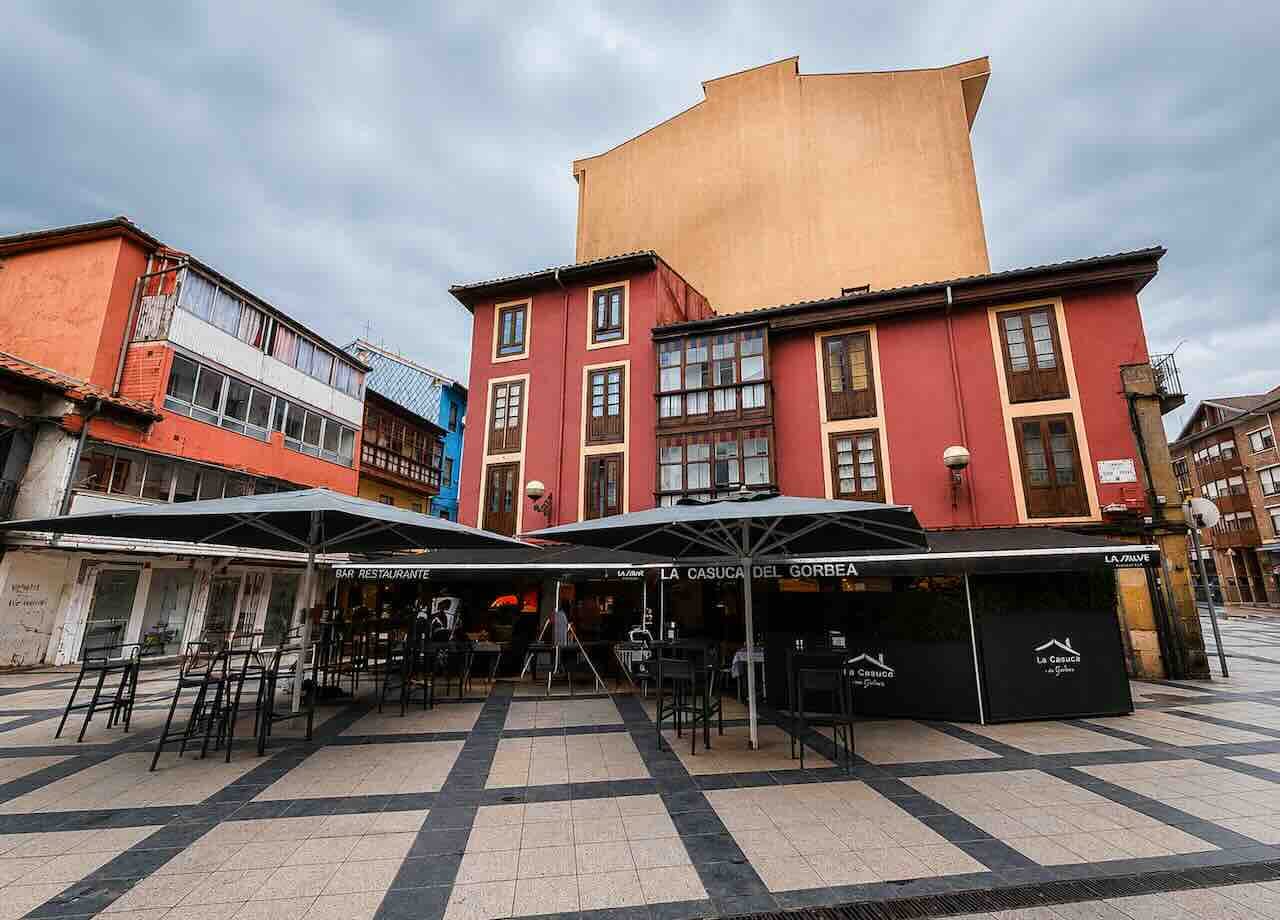 La Casuca del Gorbea: cocina tradicional en San José