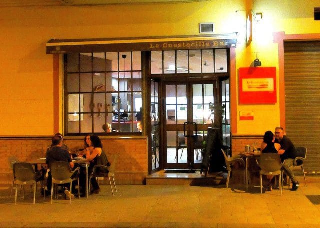 Bar La Cuestecilla en Alcalá de Guadaíra: tapeo y vinos