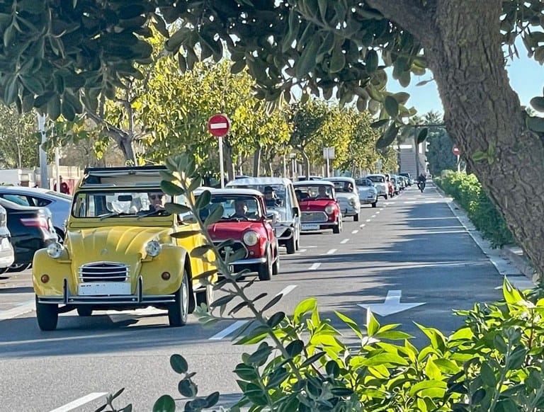 Coches clásicos en la Muntanyeta: domingo 27 de septiembre