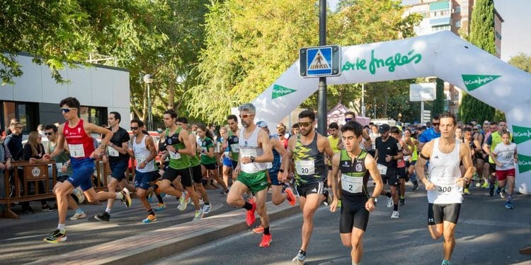 La Legua Popular El Val celebró su edición número 25