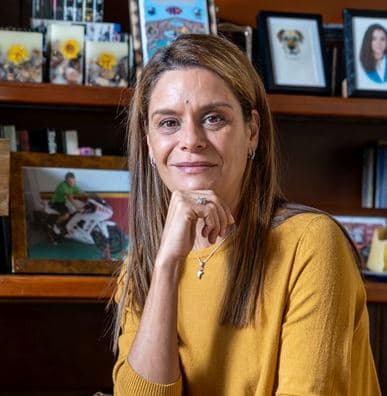 Tertulia con Leticia Sierra (Ciclo Campoamor)