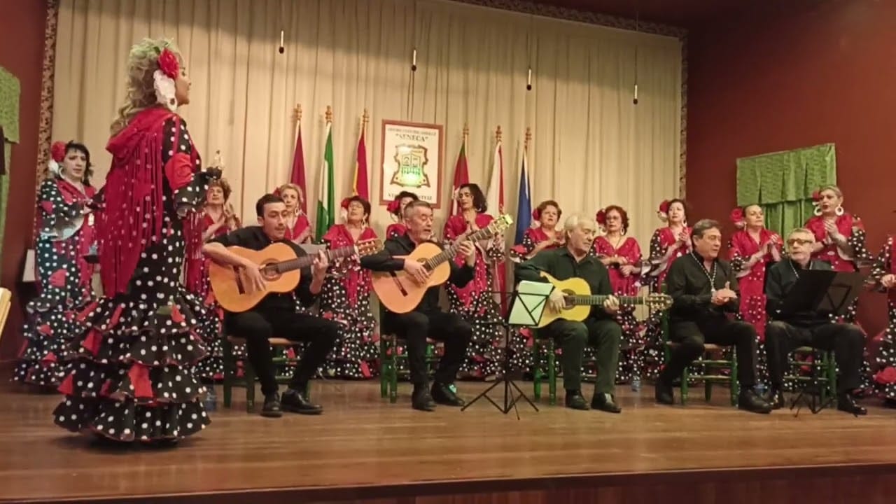 Actuación del Coro Rociero Séneca en la Feria de Primavera