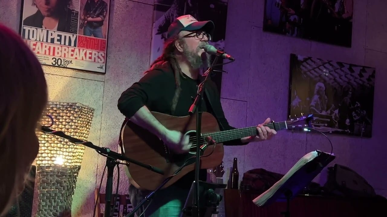 Concierto de Flecha & Dr. J en The Tap