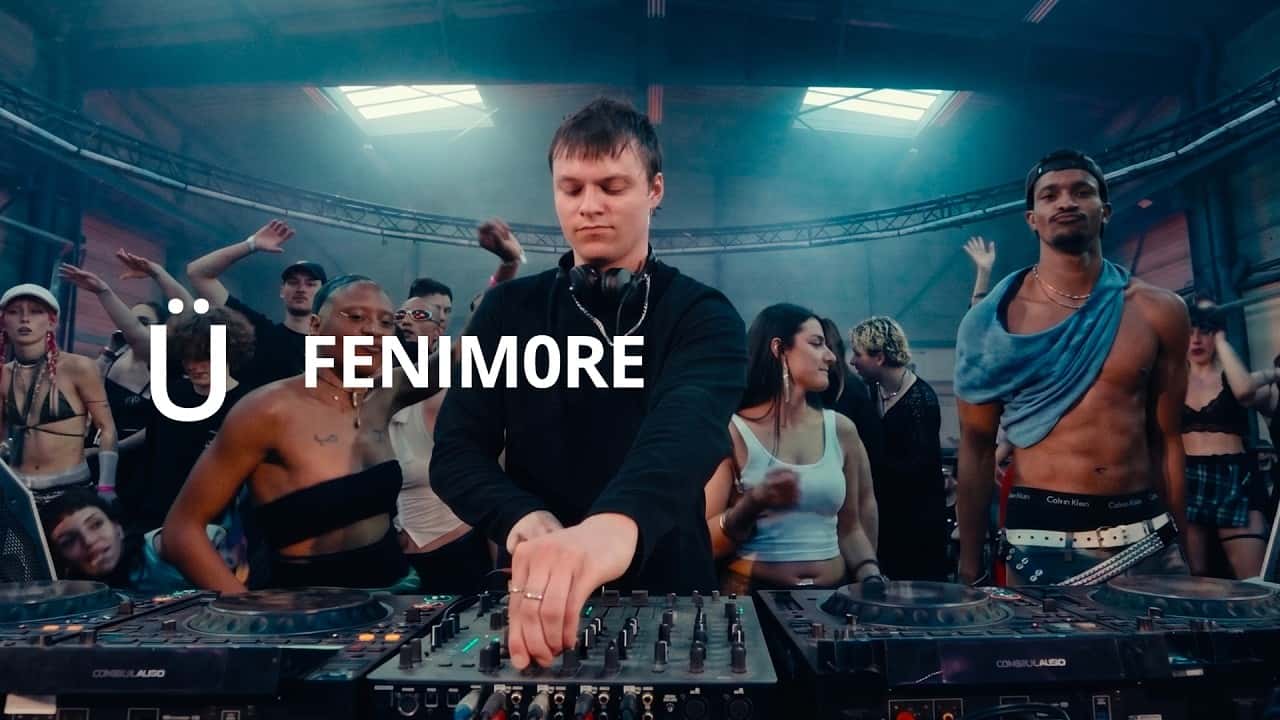 DARK ROOM W/ FENIMORE
