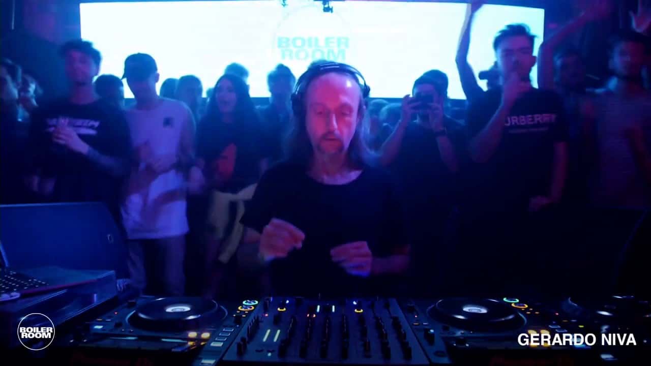 STÜM / Gerardo Niva