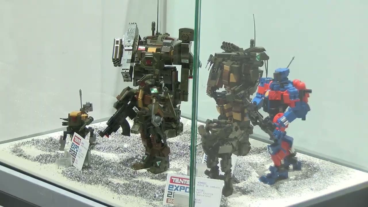 Exposición del juego de construcción Tente