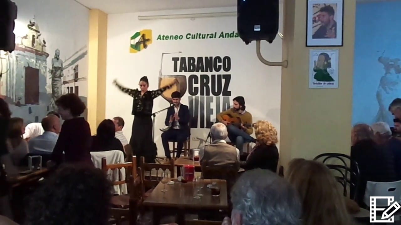 Tabanco Cruz Vieja: vino, tapas y flamenco en Jerez