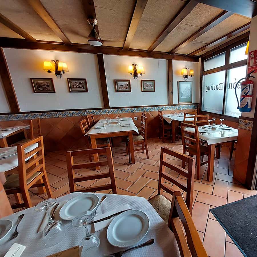 Mesón Darling: cocina tradicional en la calle Torres