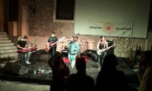 Concierto de El Momento Perfecto