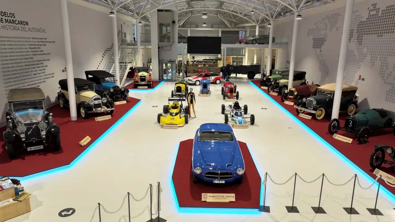 Visitas al Museo de Automoción e Historia en A Coruña