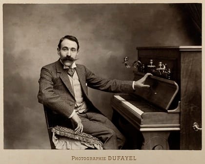 Vet aquí... un piano