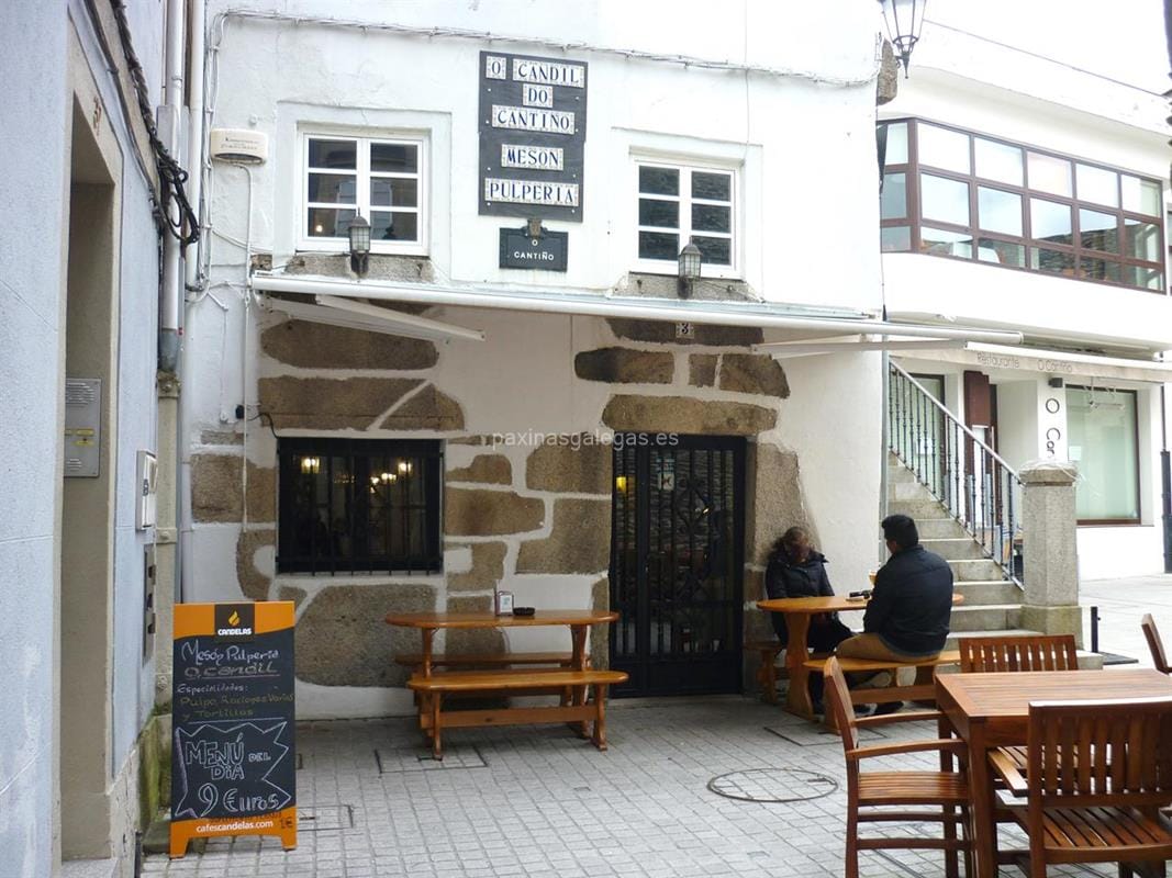 O Candil: cocina casera gallega junto a la muralla de Lugo