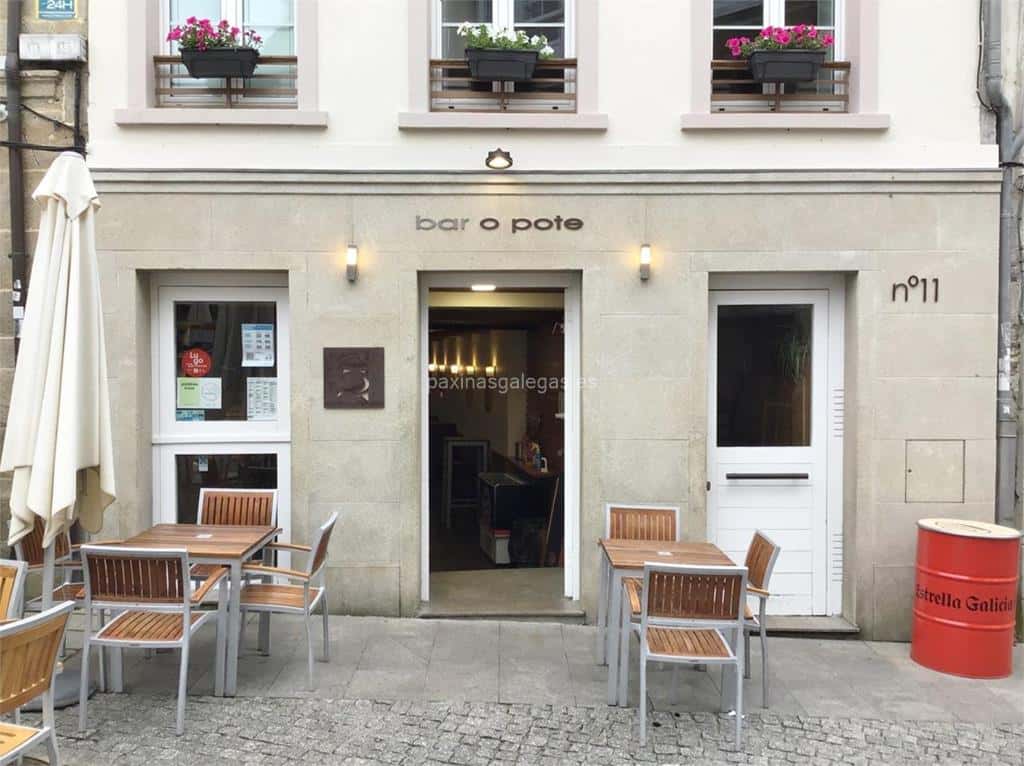 O Novo Pote: tapeo clásico junto a la Muralla