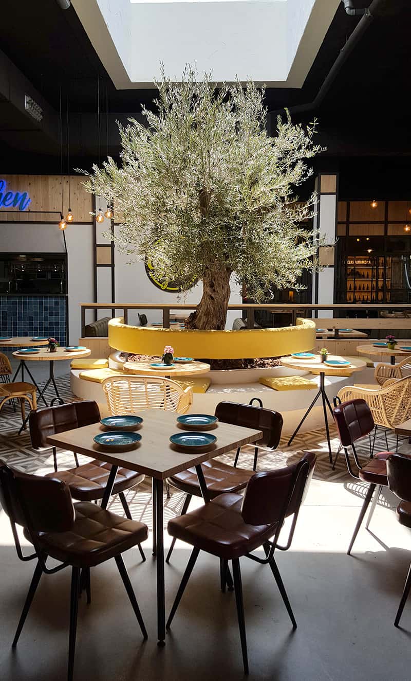 Restaurantes con parque de bolas en Málaga para familias