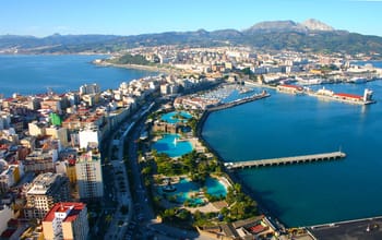 El campo 'Conoce Ceuta' reúne a 25 jóvenes de España