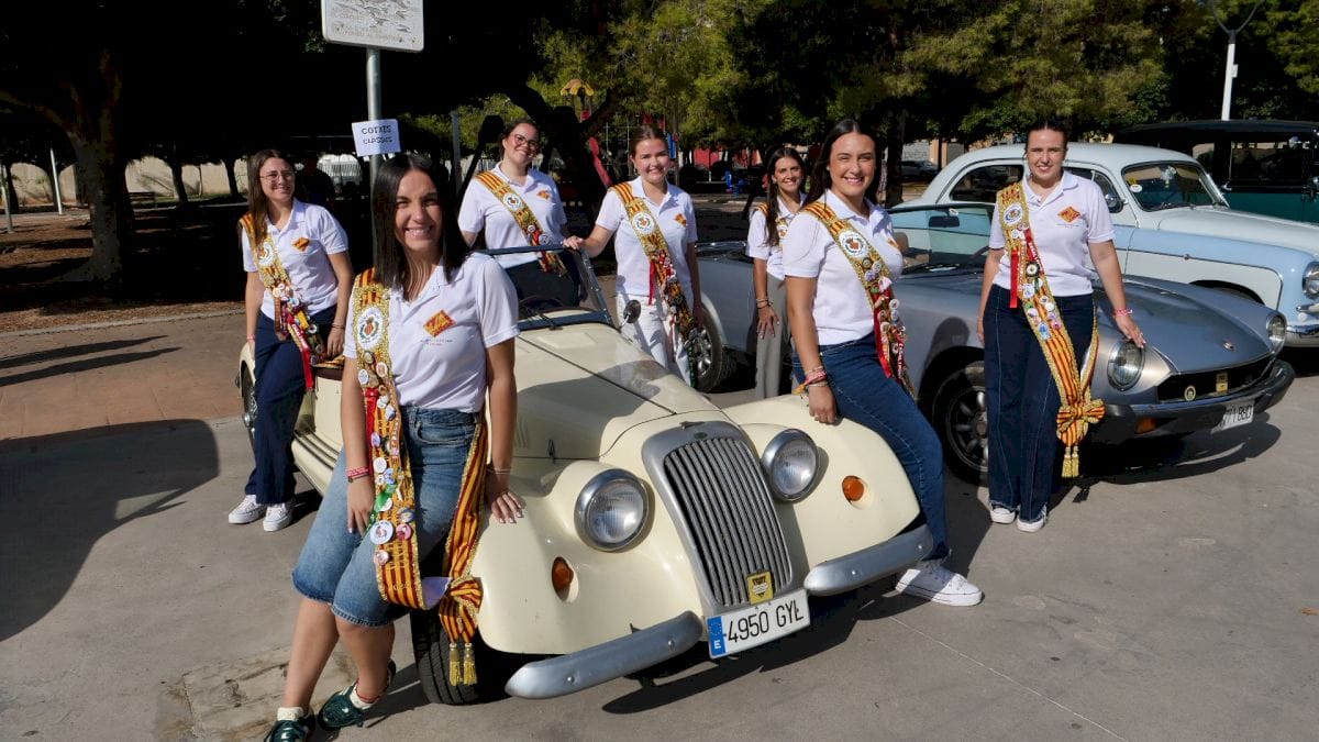 La XXVI Concentración de Seat 600 llenó Vila-real