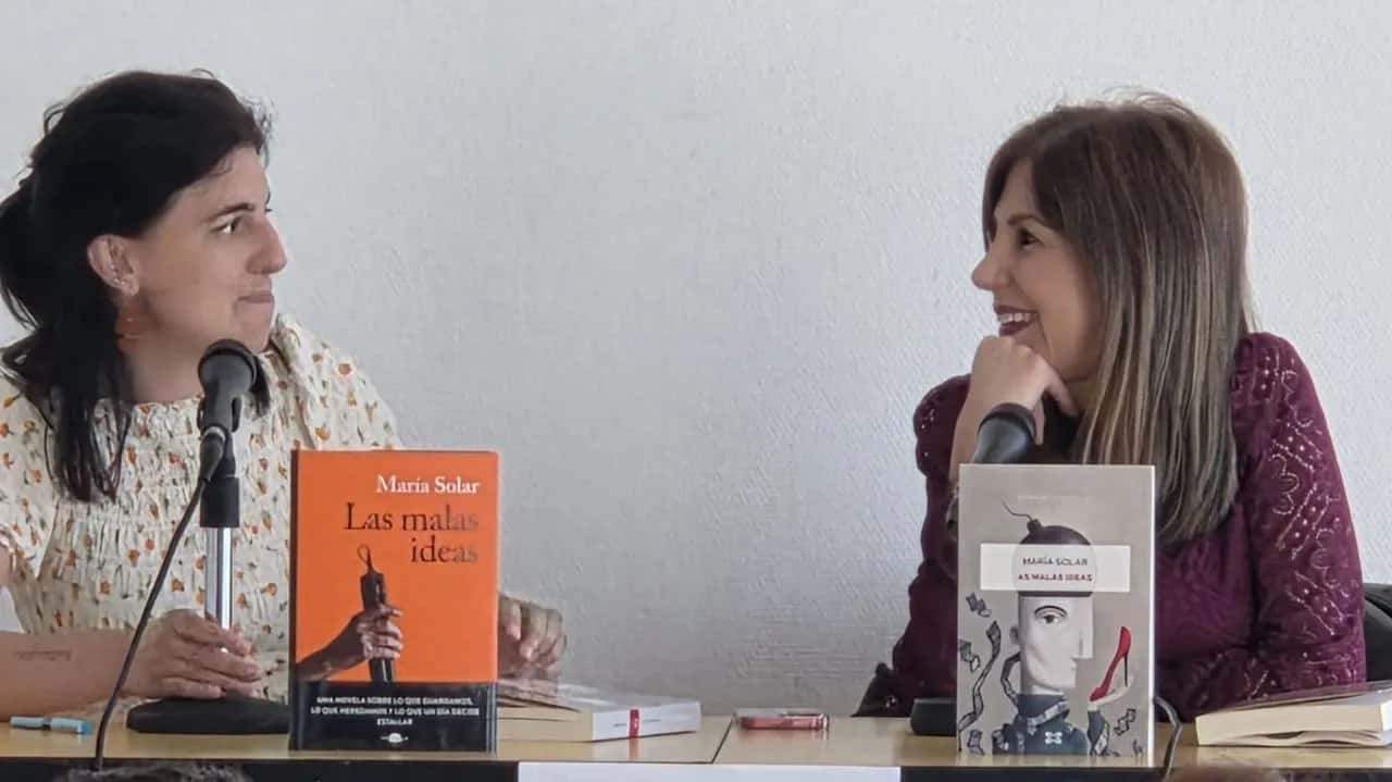 Presentación del libro 'Tiña eu razón' de Victoria Pinal