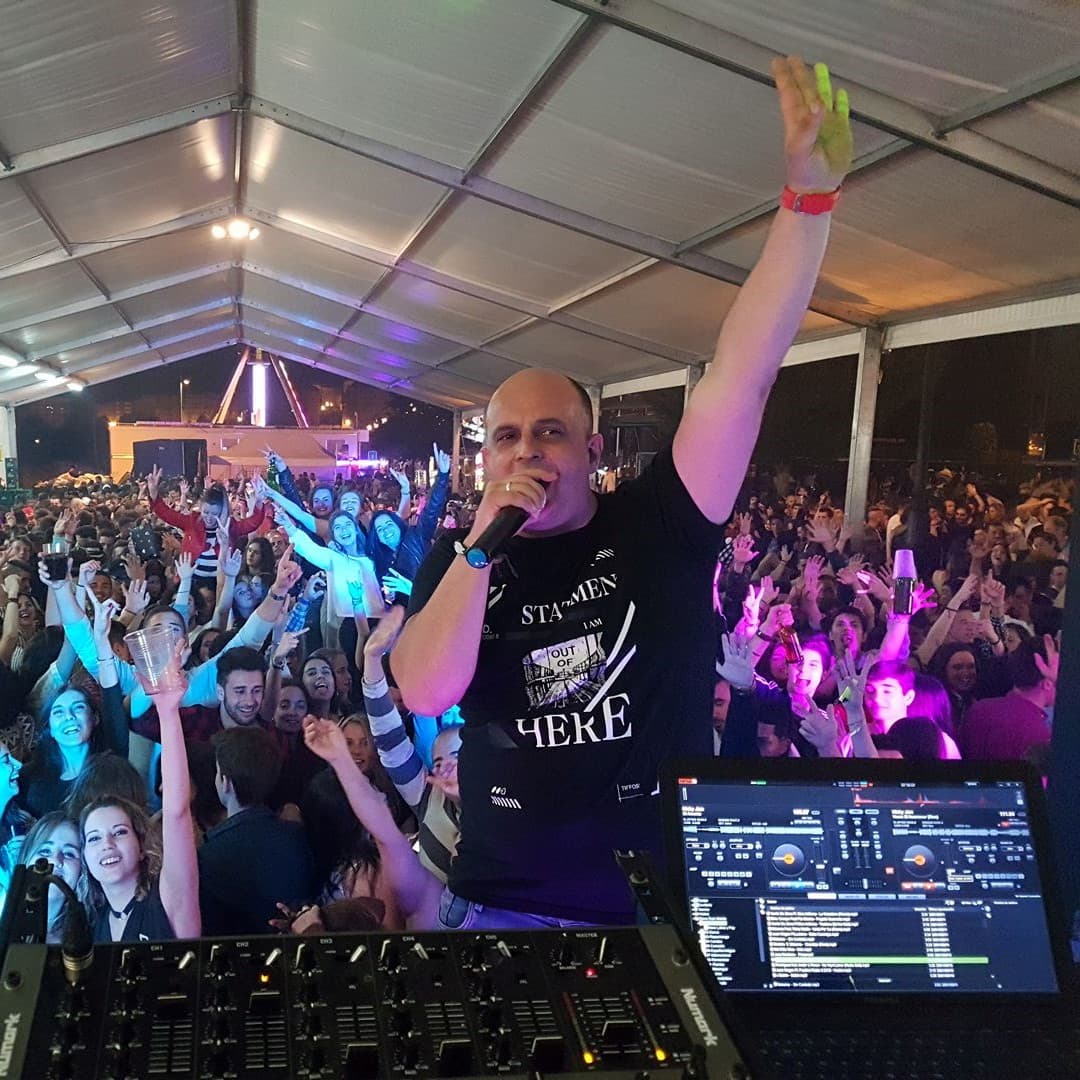 Sesión DJ de Nacho Otero en el Paseo del Bombé