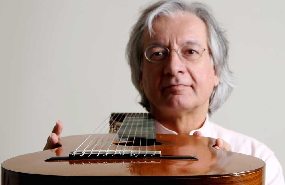 Elche se rinde a la guitarra: el festival del verano