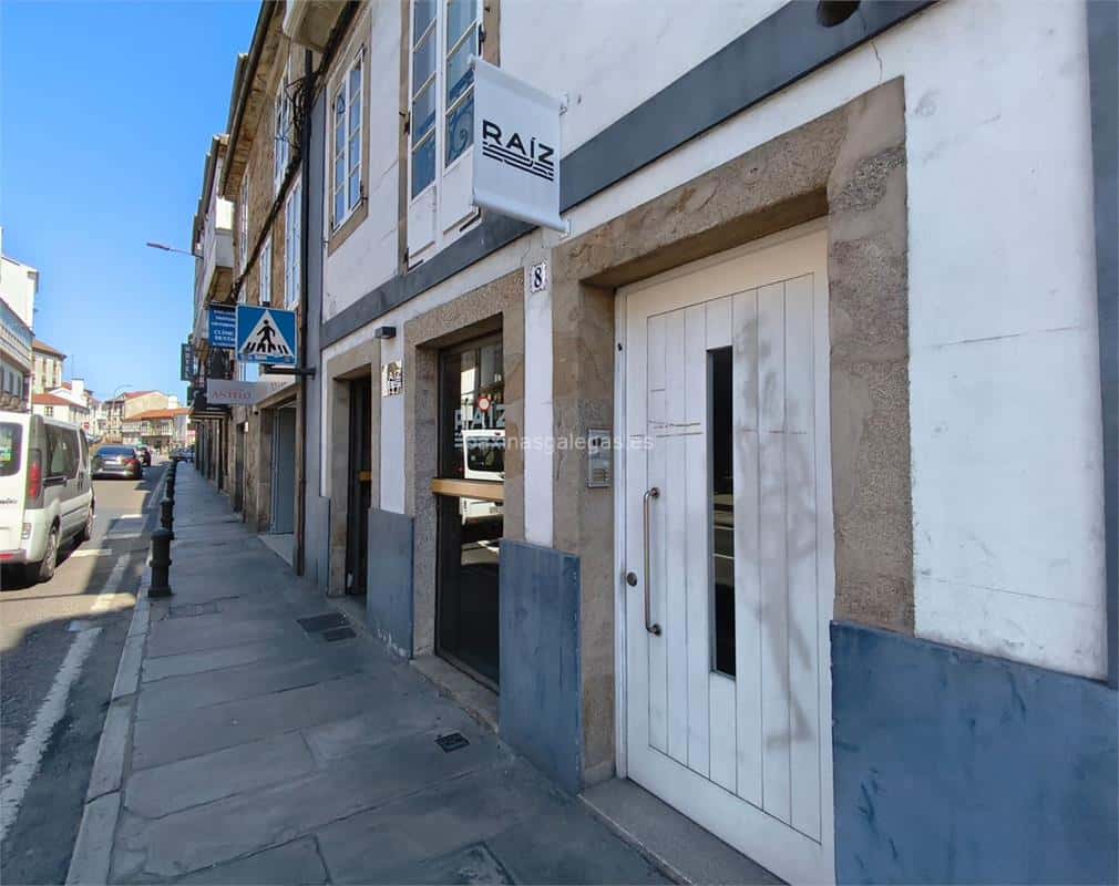 Raíz: cocina castellanogallega en el casco viejo