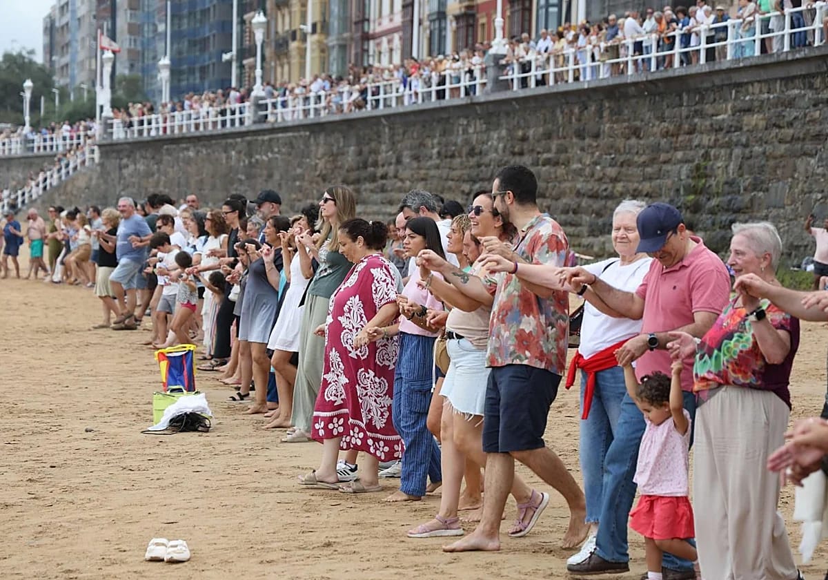 La Danza Prima cerró la Semana Grande de Gijón