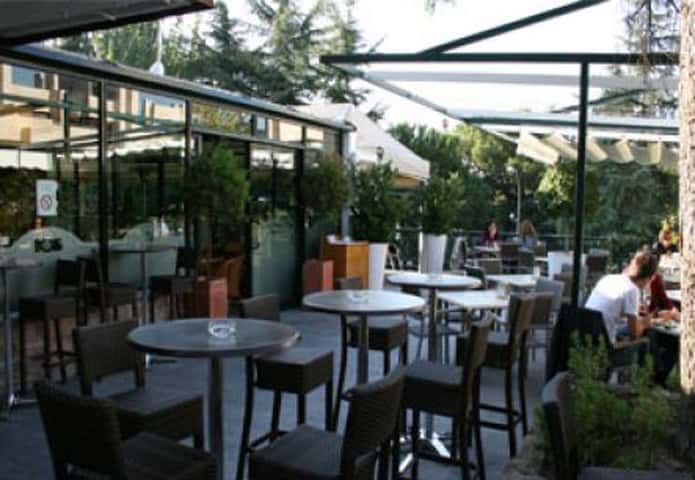 Terraza Boss: desayunos, cenas y magia en Alcobendas