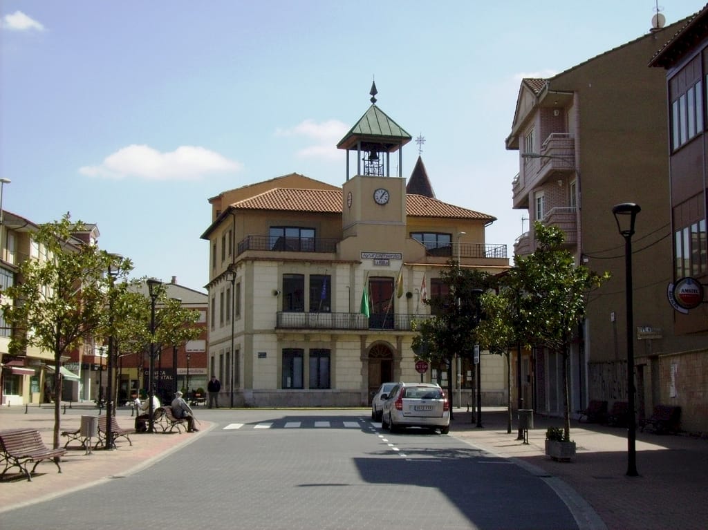 La Robla: una ruta literaria por Amar a la bestia