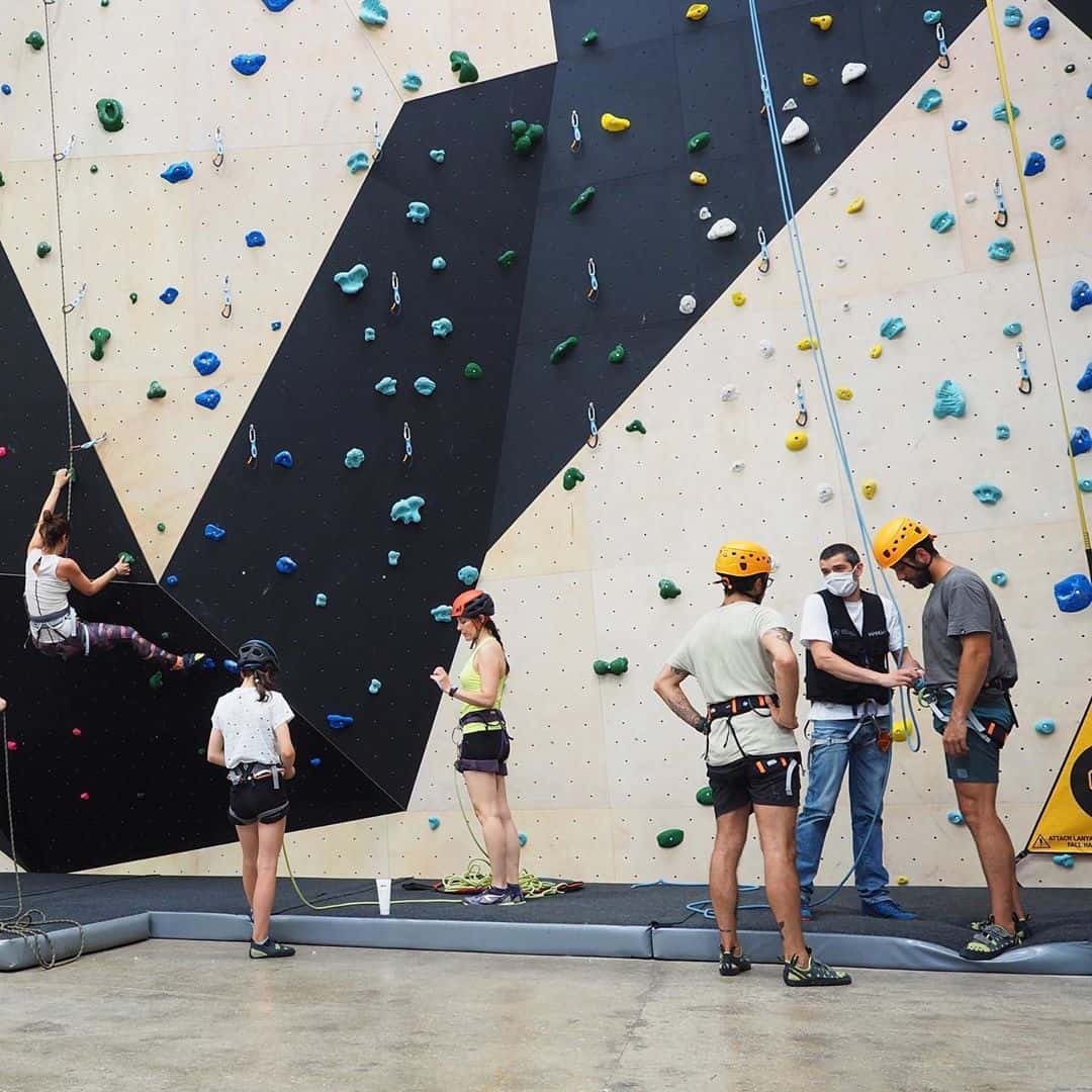 Dónde practicar escalada indoor en A Coruña