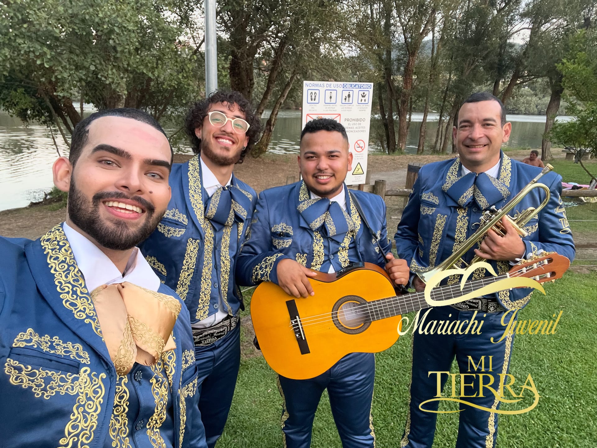 Sesión vermú con Mariachi Juvenil Mi Tierra