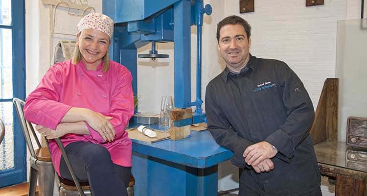 La Carpintería: Fusión Vasco-Gallega y la Tarta de Manzana de Vigo