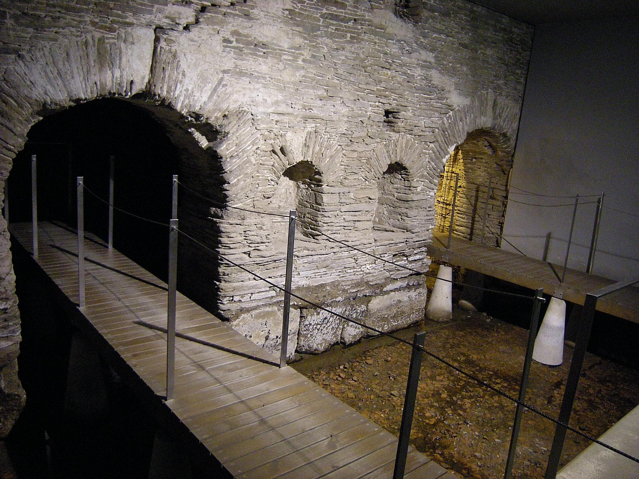 O ENIGMA DE LUCUS AUGUSTI