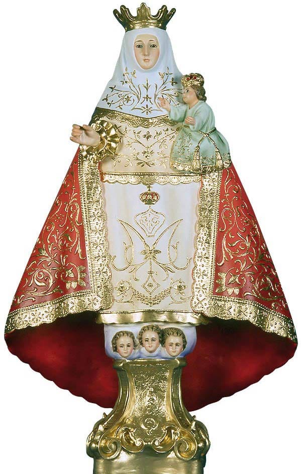 Procesión con la imagen de la Santina