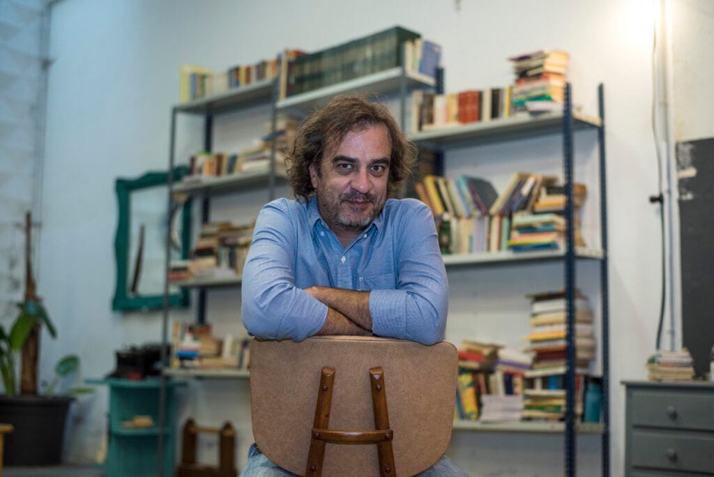 Mesa redonda sobre la realidad de las bibliotecas y espacios de trabajo colaborativo