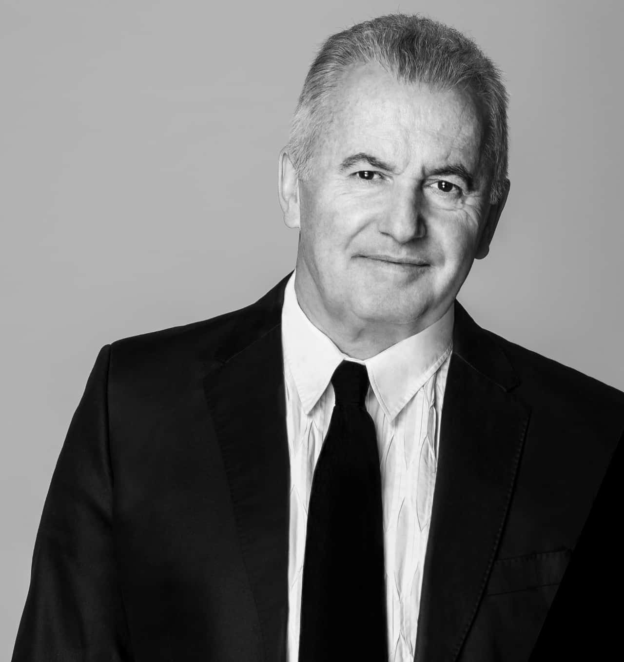 Víctor Manuel en el Teatro Cervantes