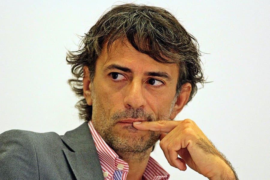 Club Faro: Juan Tallón presenta 'Mil cosas'