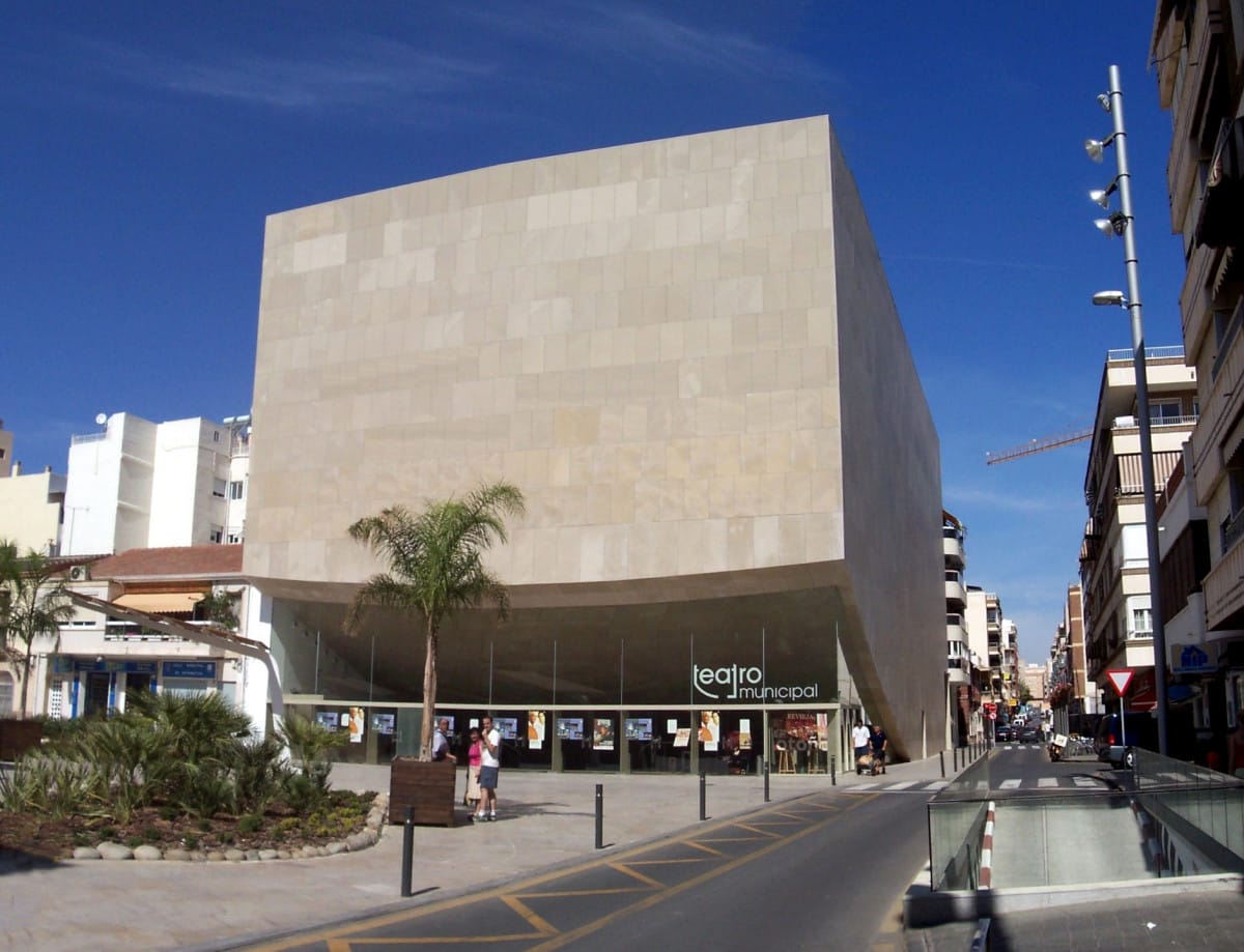 Candlelight y comedia en el Teatro Municipal