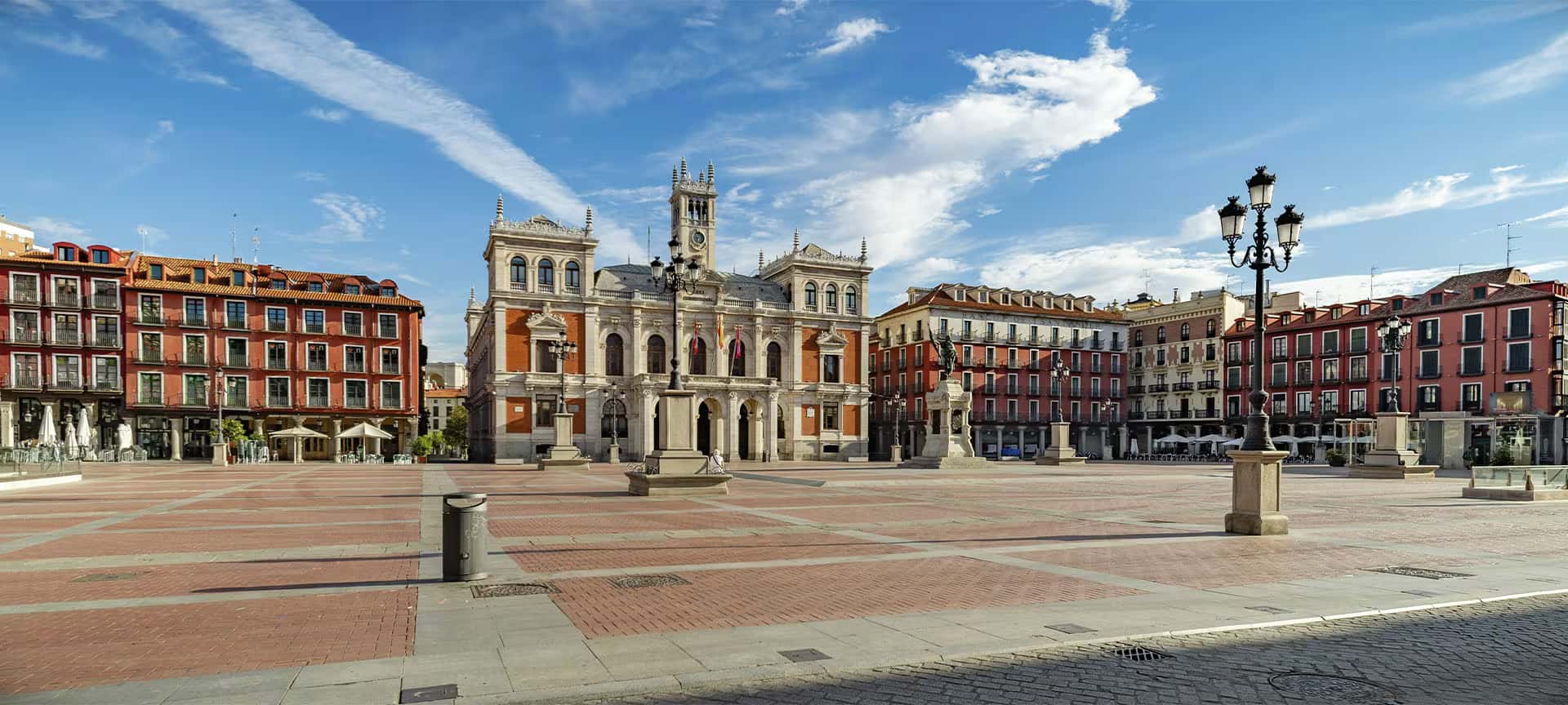 La Luna se tiñe de rojo sobre Valladolid el 28 de agosto