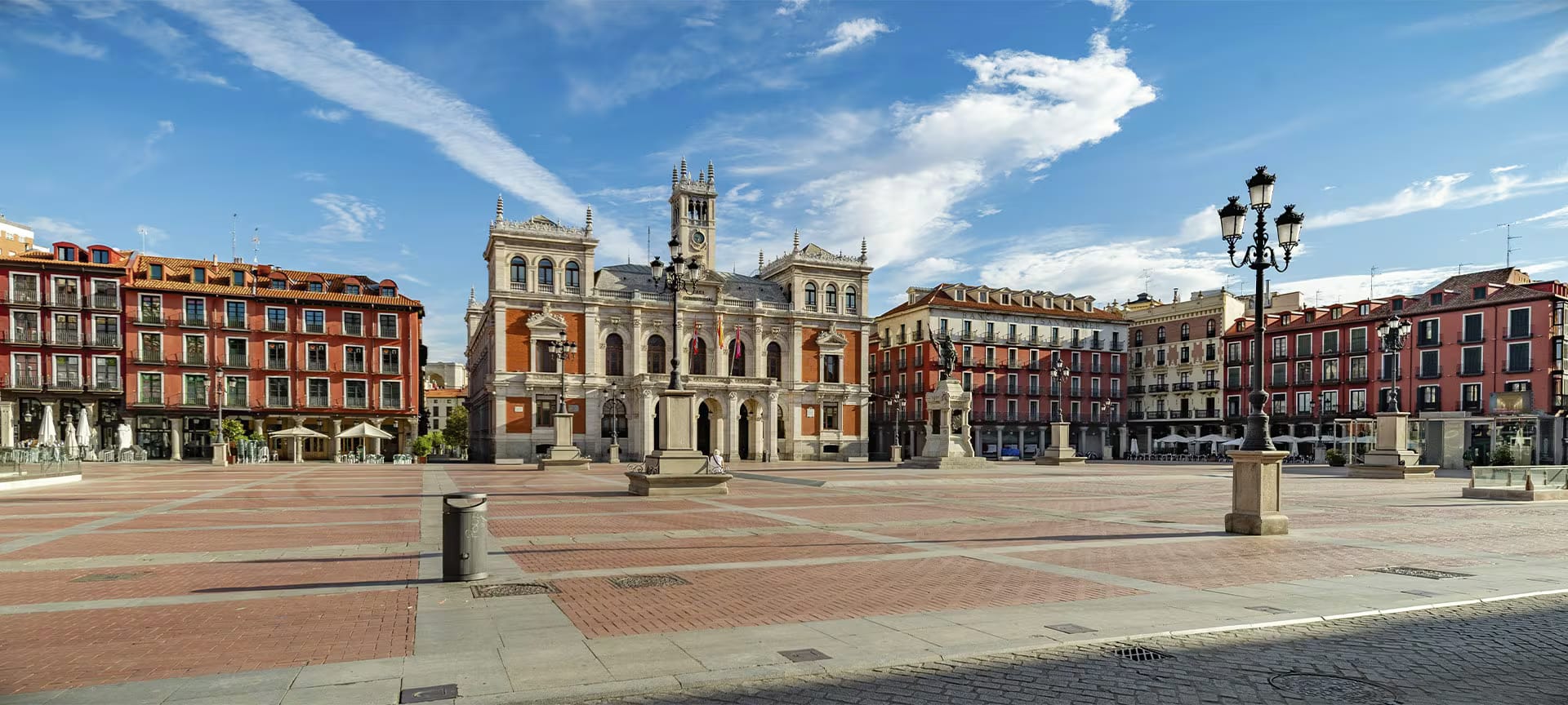 La Luna se tiñe de rojo sobre Valladolid el 28 de agosto